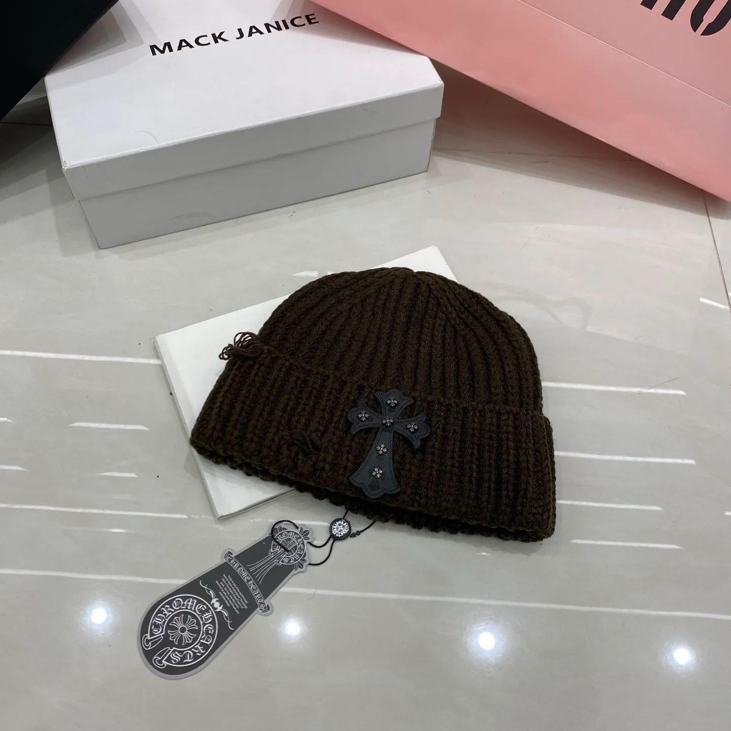 Crow heart knitted hat